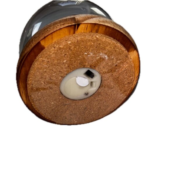 🎄LED Light-up Snow Globe LAB Candle Scented Candle Holiday Christmas Decor. NEW - Picture 4 of 6